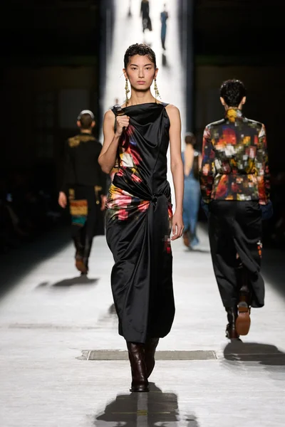 Look 59